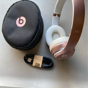Beats Solo Wireless Headphones